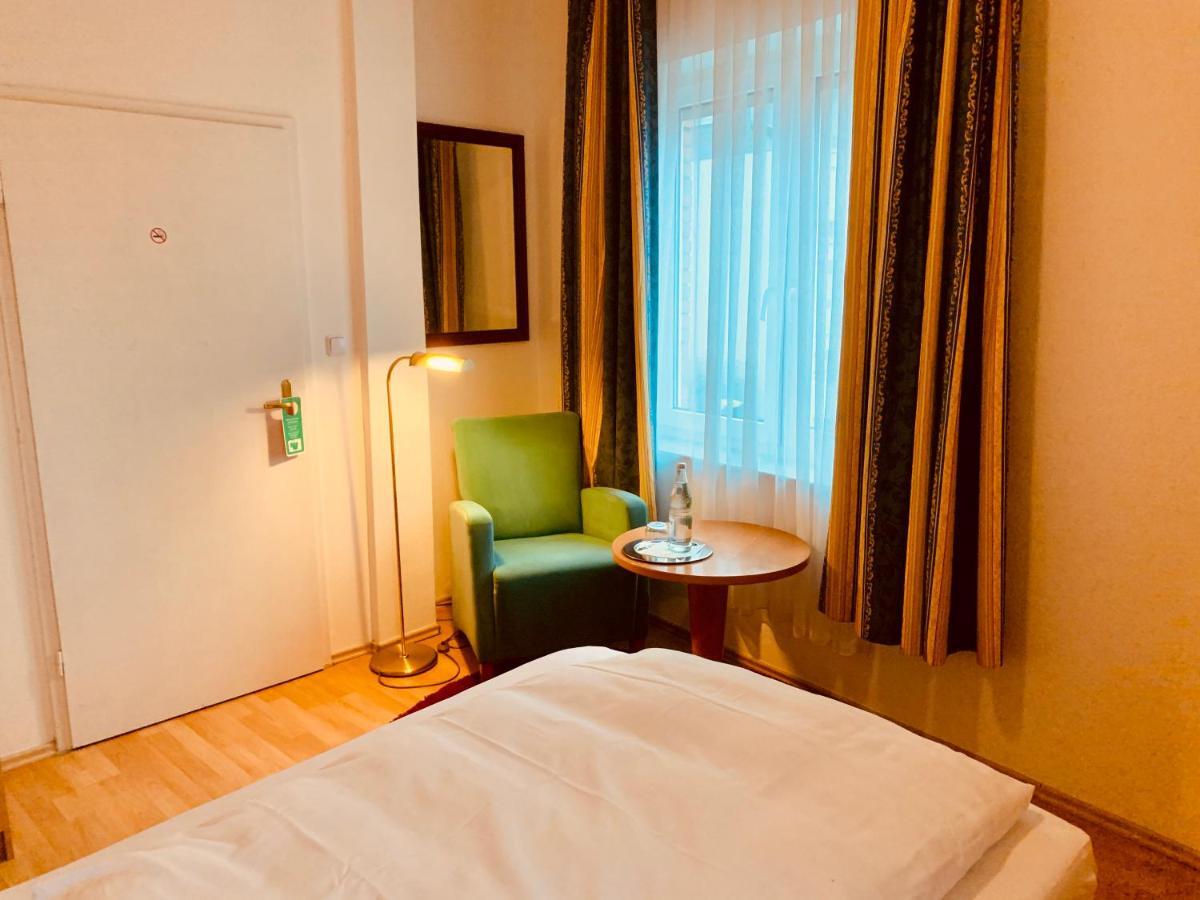 Hotel Gasthaus Zur Eule Köln Kültér fotó